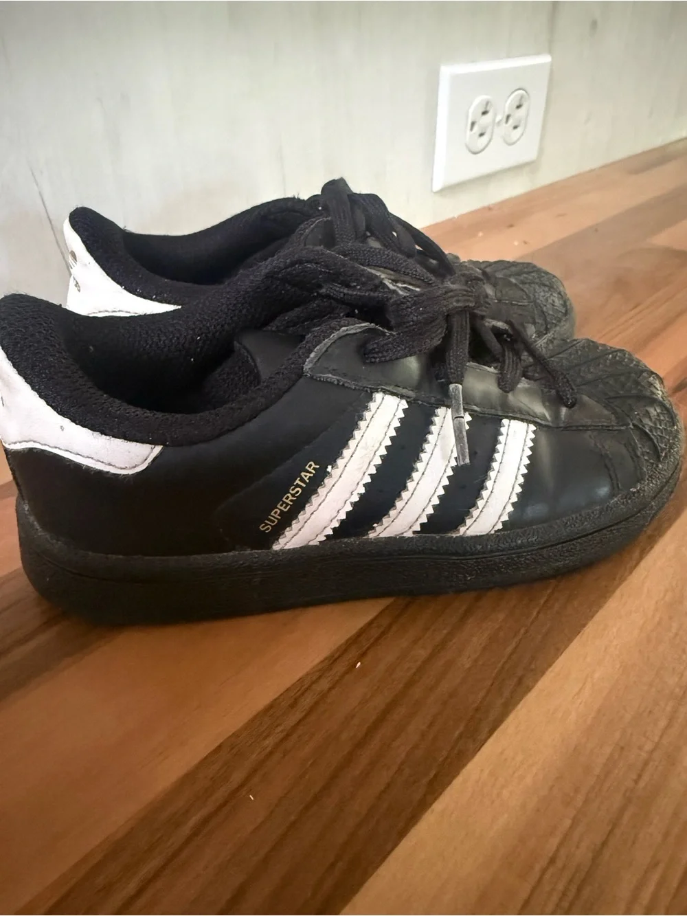 Adidas Kids Black & White Superstar Sneakers size 10